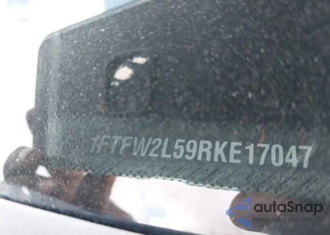 2024 Ford F-150 Stx z USA, uszkodzony, nr VIN 1FTFW2L59RKE17047